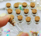 Maži stikliniai buteliukai (su kamščiu) 1ml - 100vnt. pigiau